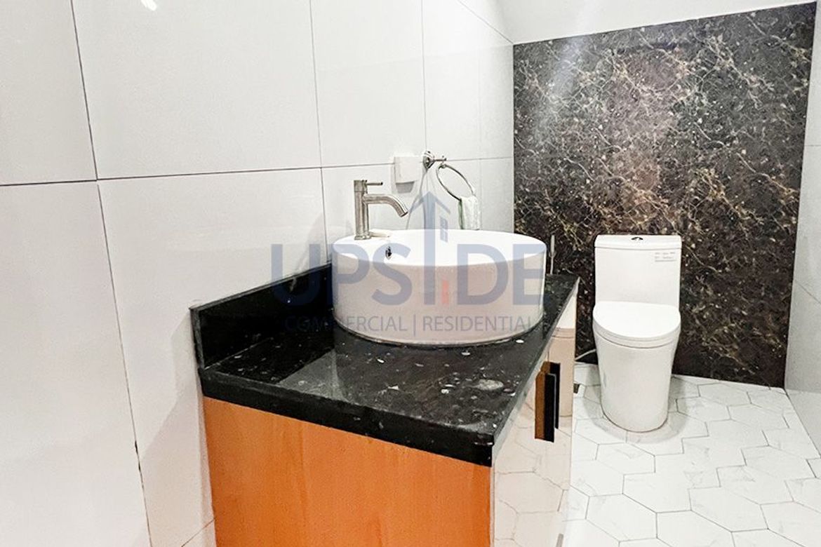 6 Bedroom House for Sale in Mirala NUVALI, Canlubang, Calamba, Laguna – photo 3