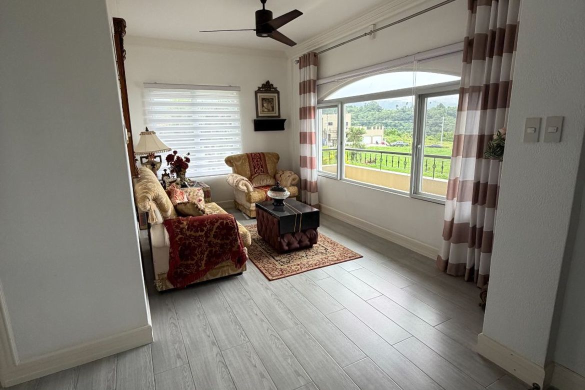 6 Bedroom House for Sale in Niyugan, Laurel, Batangas – photo 7