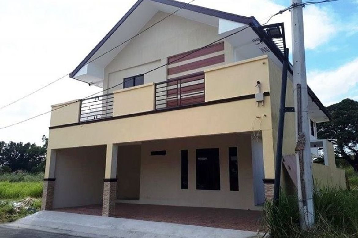 6 Bedroom House for Sale in Pampang, Angeles, Pampanga