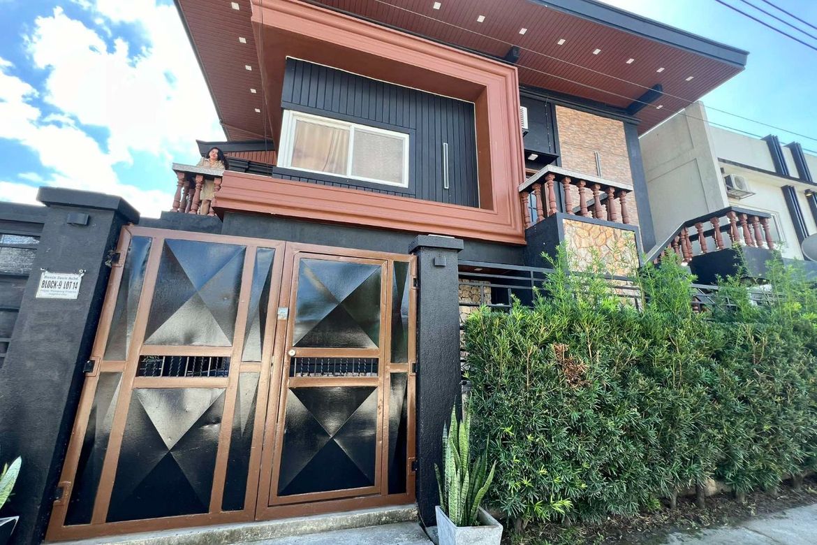 6 Bedroom House for Sale in Pampang, Angeles, Pampanga – photo 2