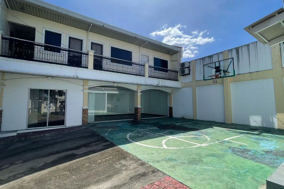6 Bedroom House for Sale in Pandan, Angeles, Pampanga – photo 3