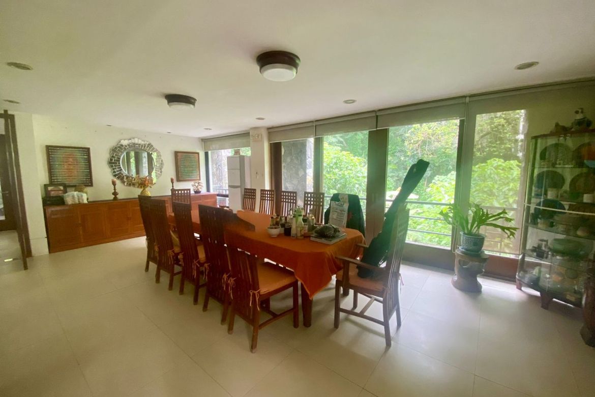 6 Bedroom House for Sale in Pansol, Quezon City, Metro Manila – photo 4