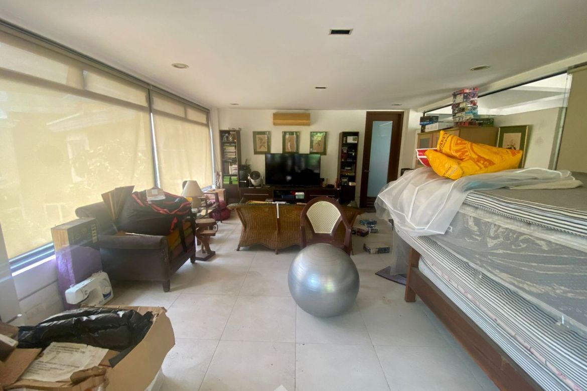 6 Bedroom House for Sale in Pansol, Quezon City, Metro Manila – photo 6