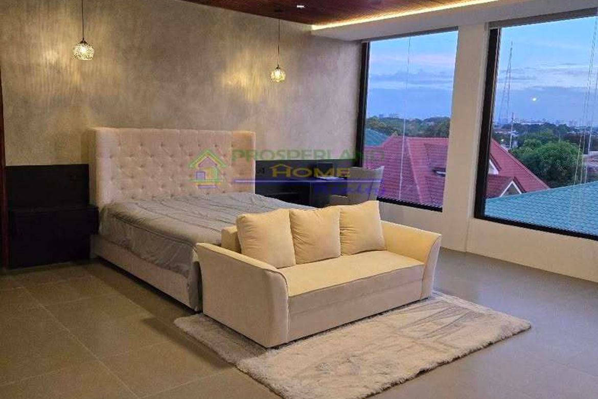 6 Bedroom House for Sale in Pasong Tamo, Quezon City, Metro Manila – photo 8