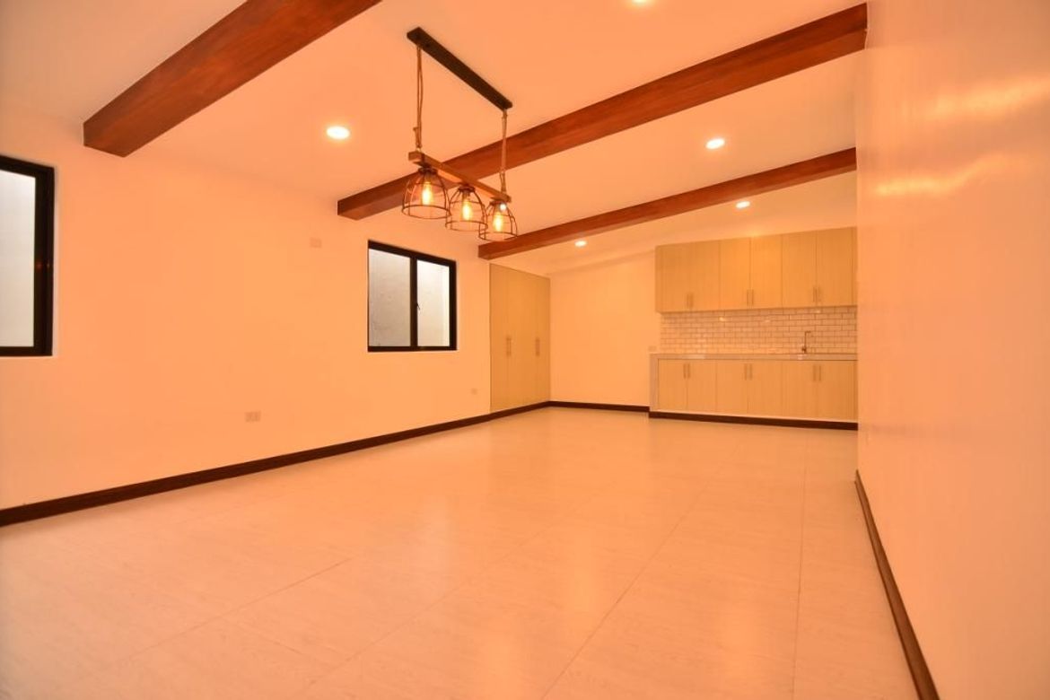 6 Bedroom House for Sale in Pilar, Las Piñas, Metro Manila – photo 5