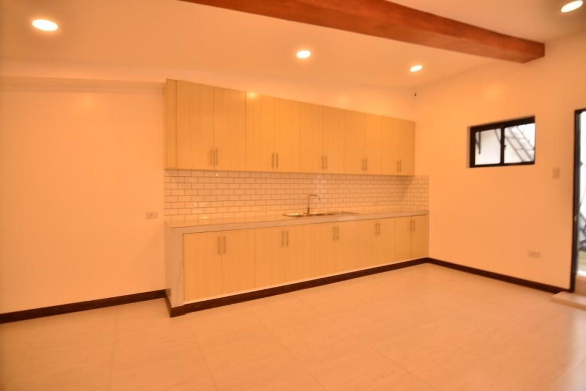 6 Bedroom House for Sale in Pilar, Las Piñas, Metro Manila – photo 6