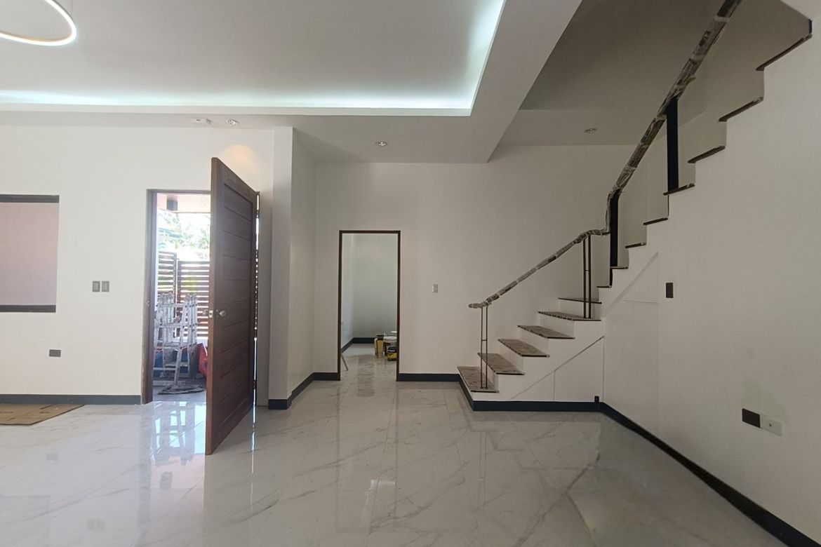6 Bedroom House for Sale in Pinagbuhatan, Pasig, Metro Manila – photo 5