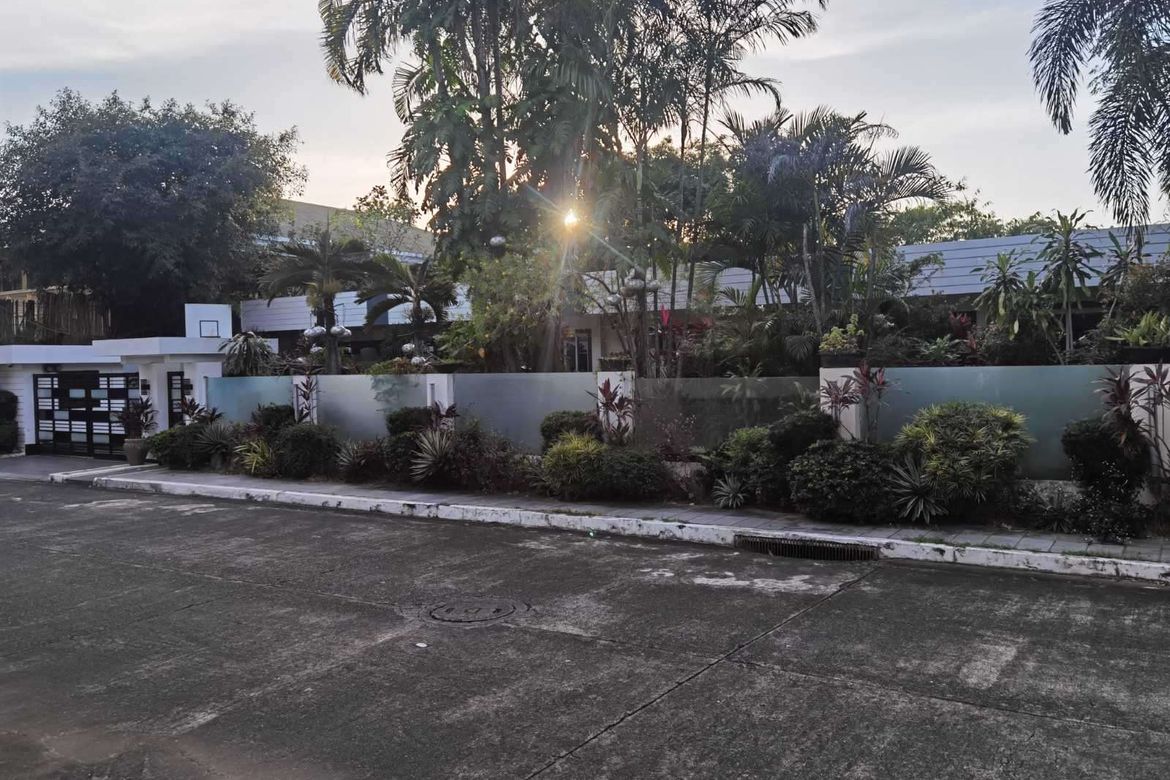 6 Bedroom House for Sale in Plainview, Mandaluyong, Metro Manila – photo 3