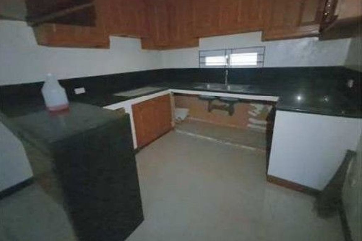 6 Bedroom House for Sale in Poblacion Sur, Santa Barbara, Pangasinan – photo 4