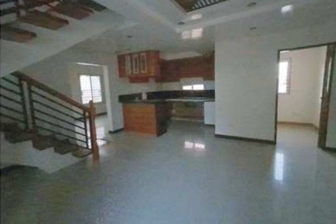 6 Bedroom House for Sale in Poblacion Sur, Santa Barbara, Pangasinan – photo 5