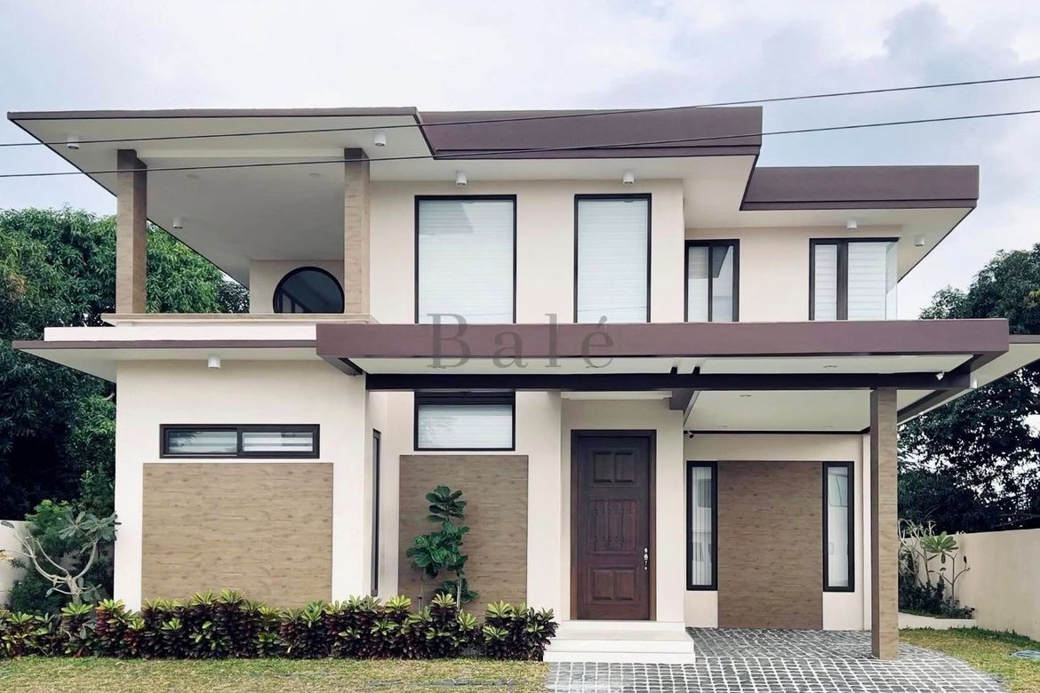 6 Bedroom House for Sale in Pulung Maragul, Angeles, Pampanga