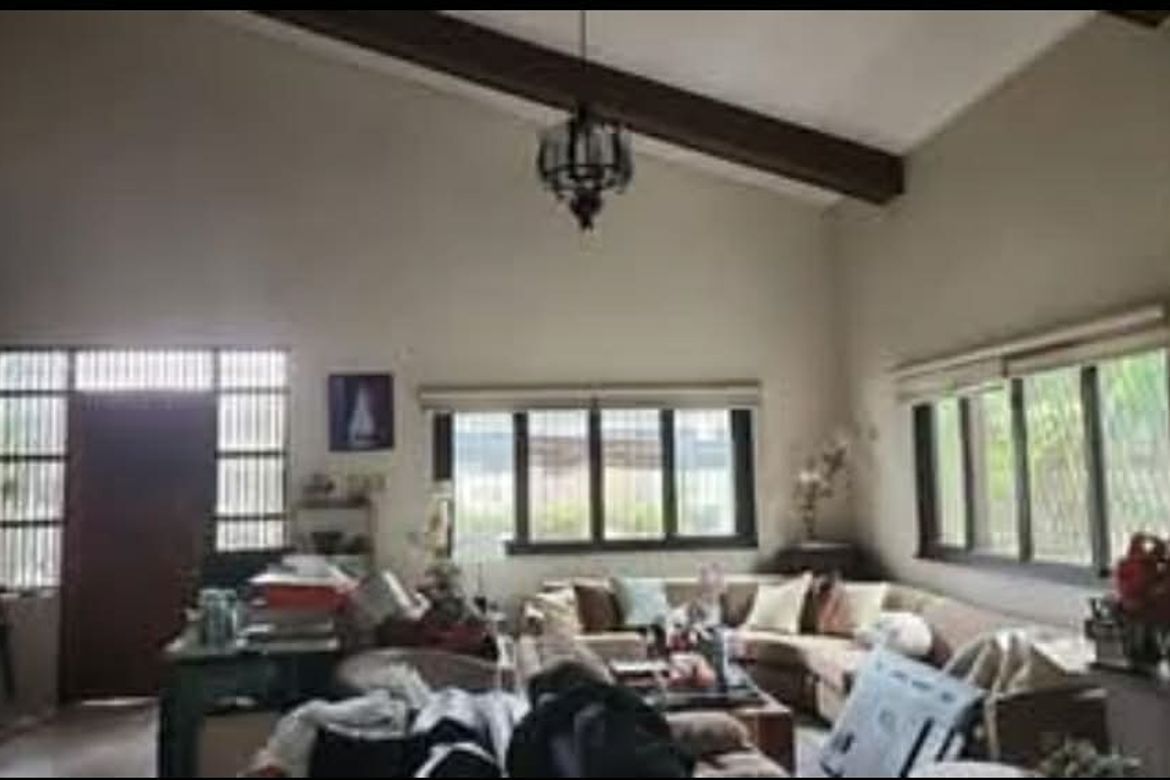 6 Bedroom House for Sale in Saint Ignatius, Quezon City, Metro Manila – photo 4