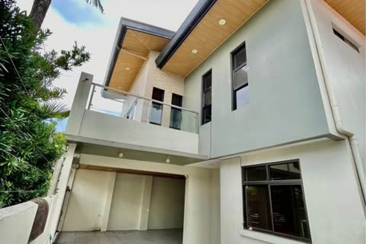6 Bedroom House for Sale in San Andres, Cainta, Rizal