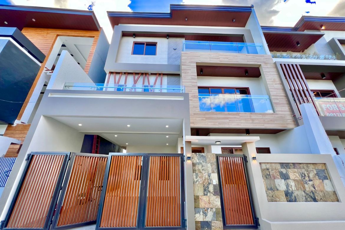 6 Bedroom House for Sale in San Andres, Cainta, Rizal