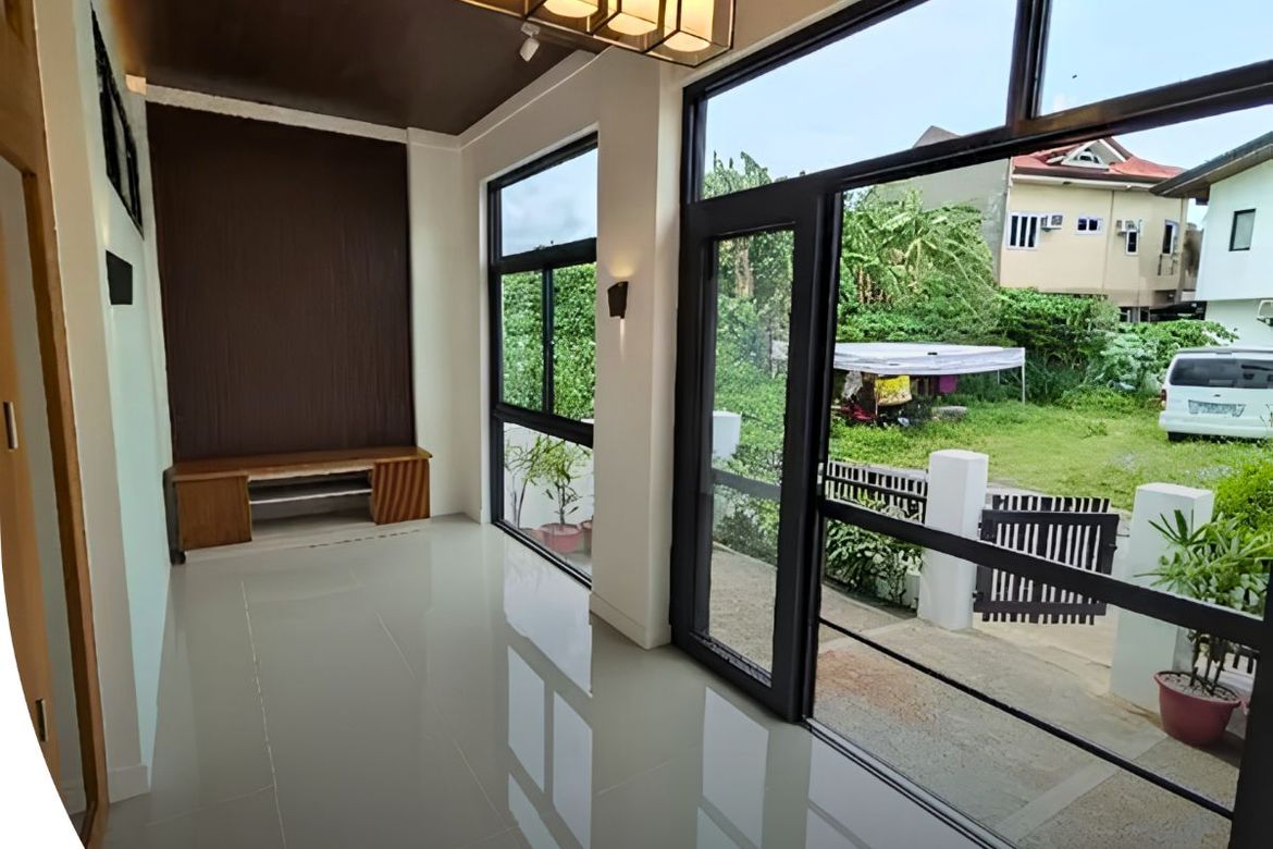 6 Bedroom House for Sale in San Isidro, Cainta, Rizal