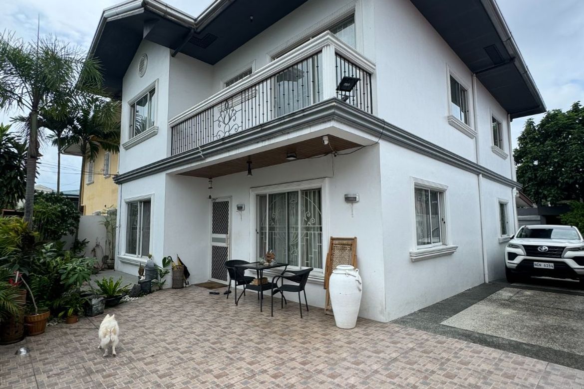 6 Bedroom House for Sale in San Isidro, Parañaque, Metro Manila – photo 2