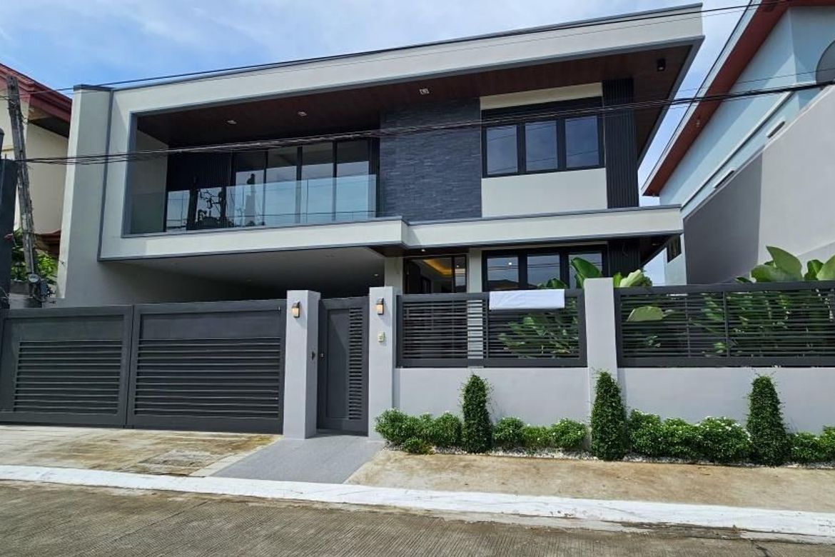 6 Bedroom House for Sale in San Isidro, Parañaque, Metro Manila – photo 3