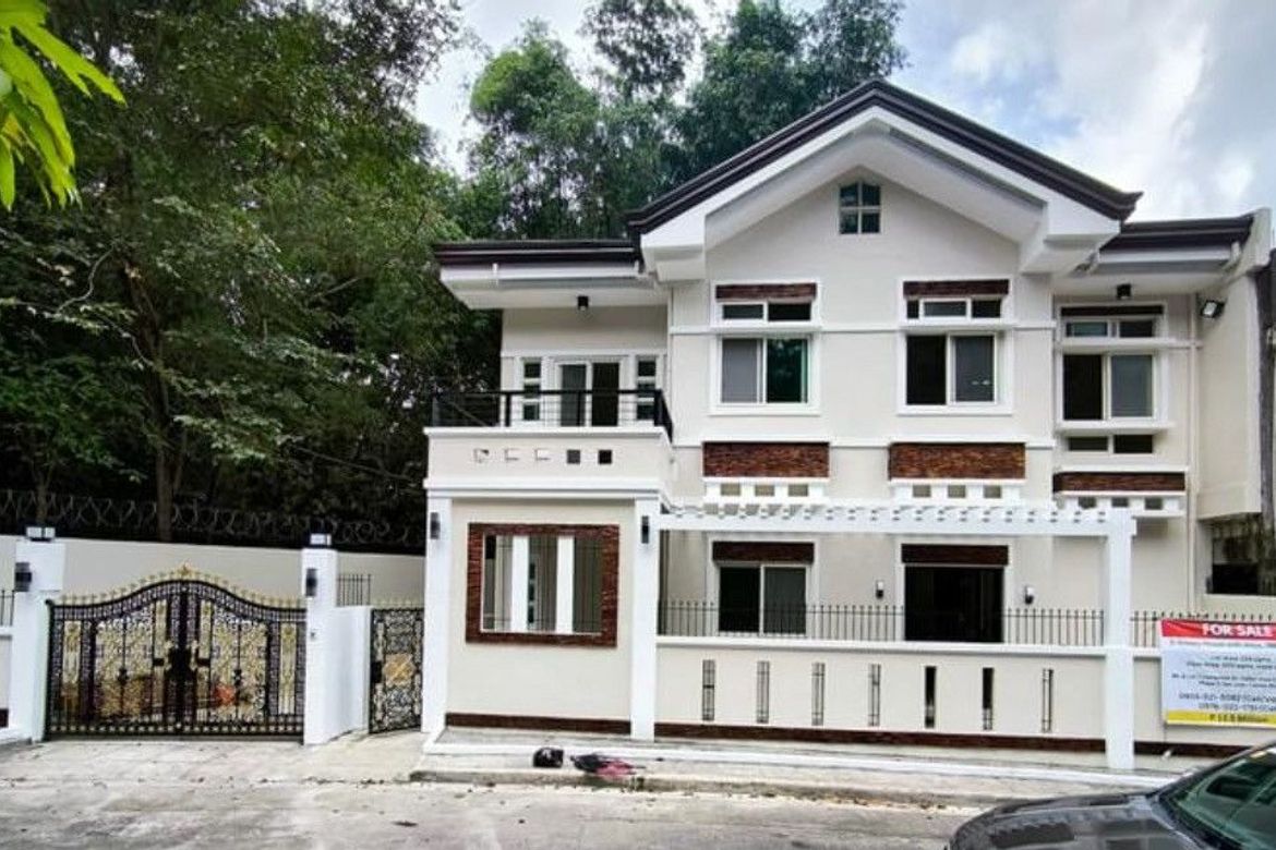 6 Bedroom House for Sale in San Juan, Cainta, Rizal