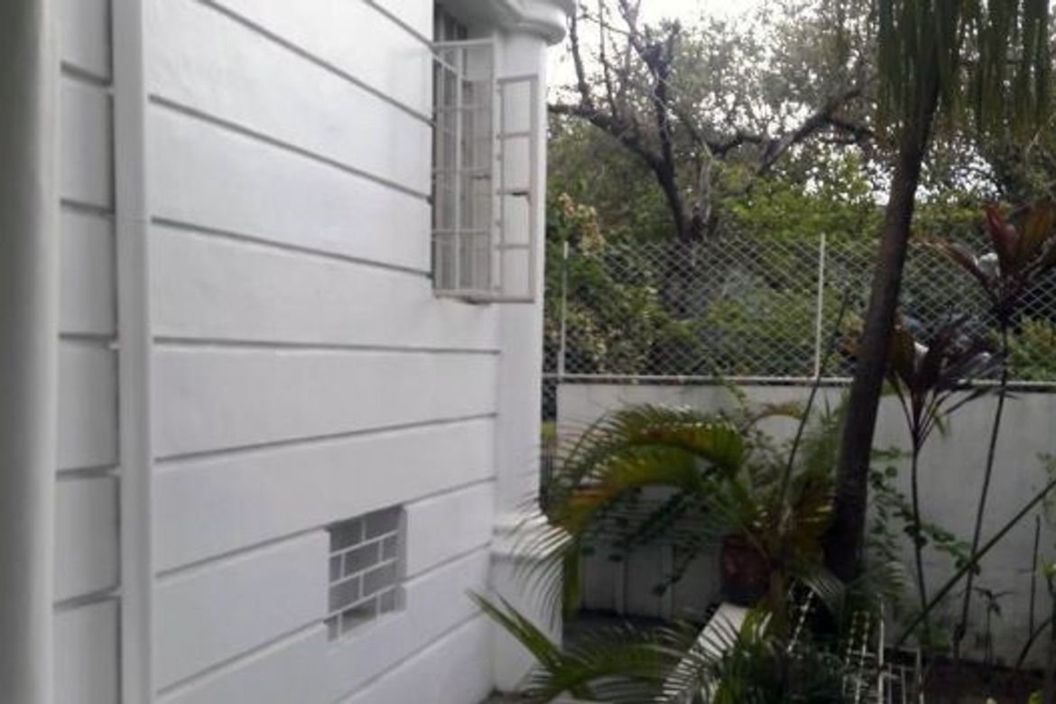 6 Bedroom House for Sale in San Lorenzo, Makati, Metro Manila near MRT-3 Ayala – photo 5