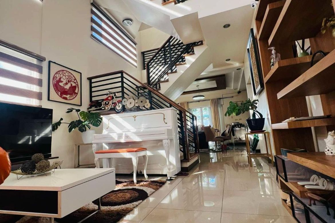 6 Bedroom House for Sale in San Miguel, Pasig, Metro Manila – photo 6