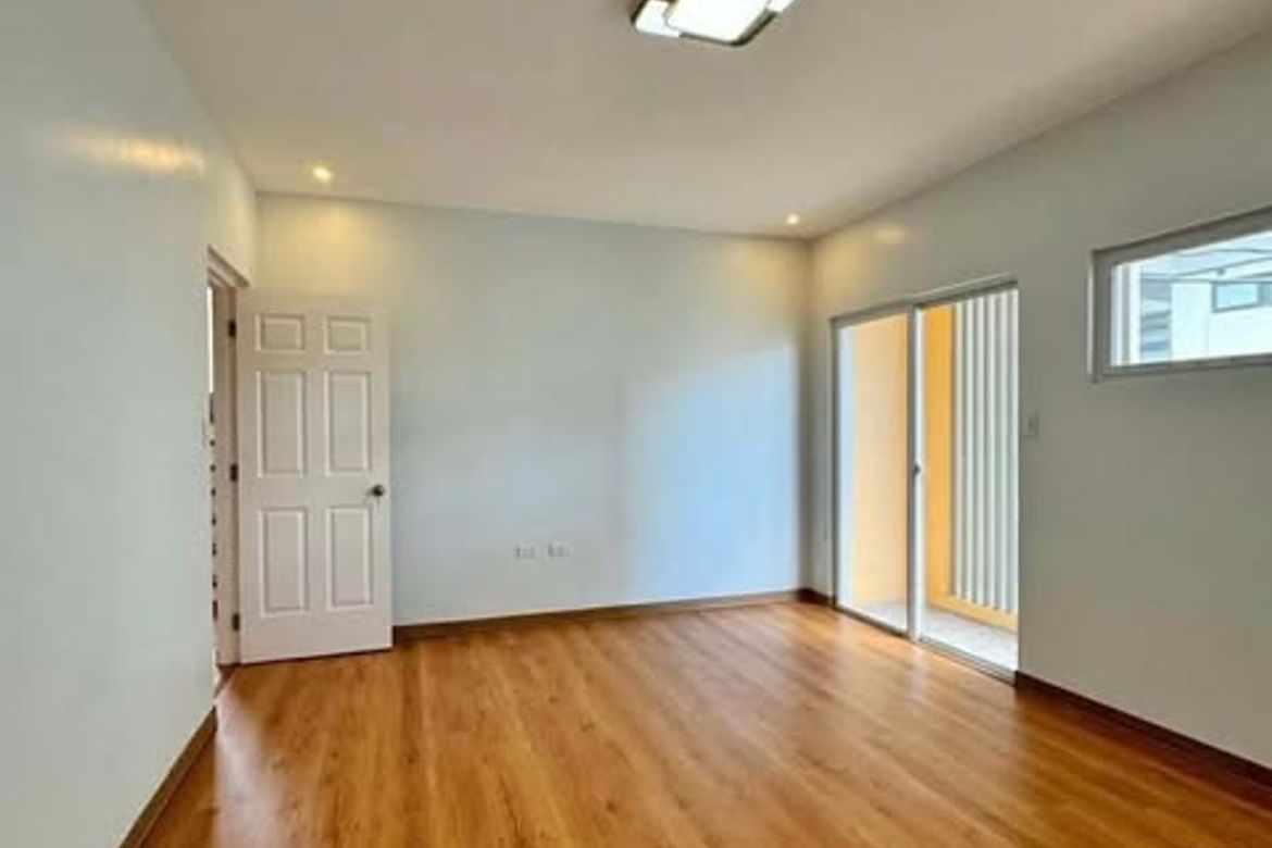 6 Bedroom House for Sale in San Miguel, Pasig, Metro Manila – photo 6