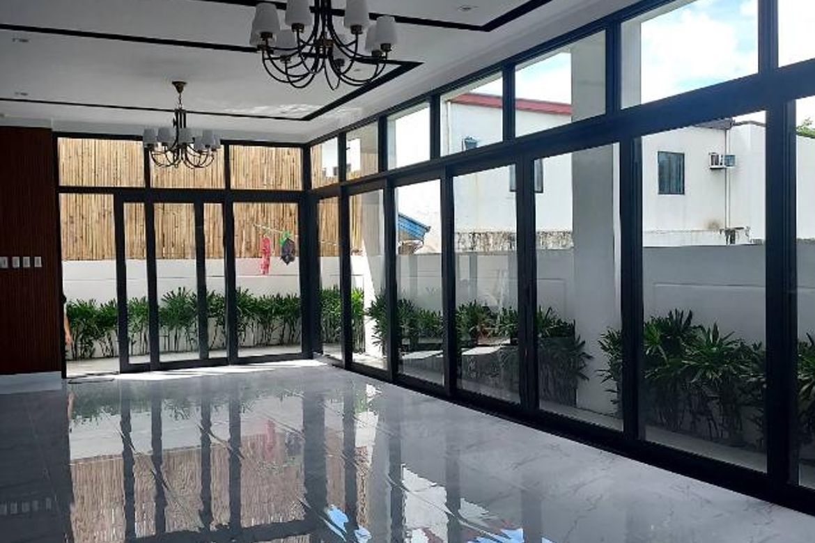 6 Bedroom House for Sale in San Miguel, Pasig, Metro Manila – photo 2