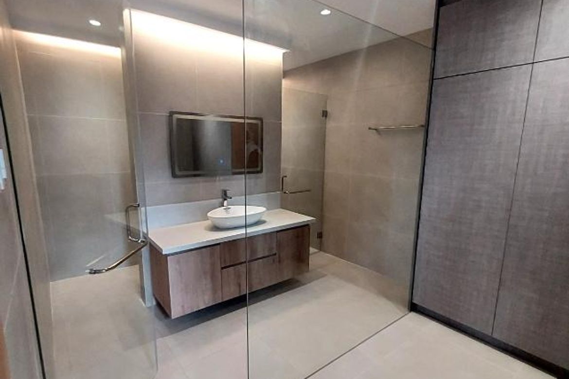 6 Bedroom House for Sale in San Miguel, Pasig, Metro Manila – photo 6
