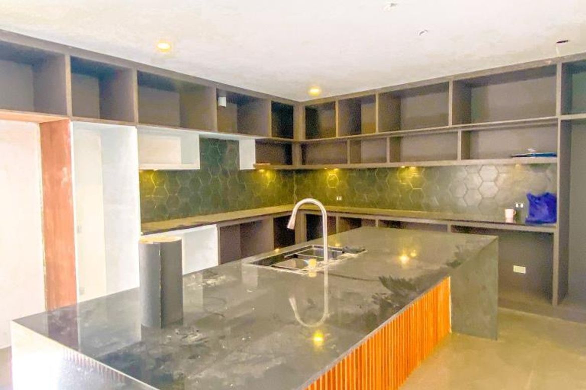6 Bedroom House for Sale in San Miguel, Pasig, Metro Manila – photo 5