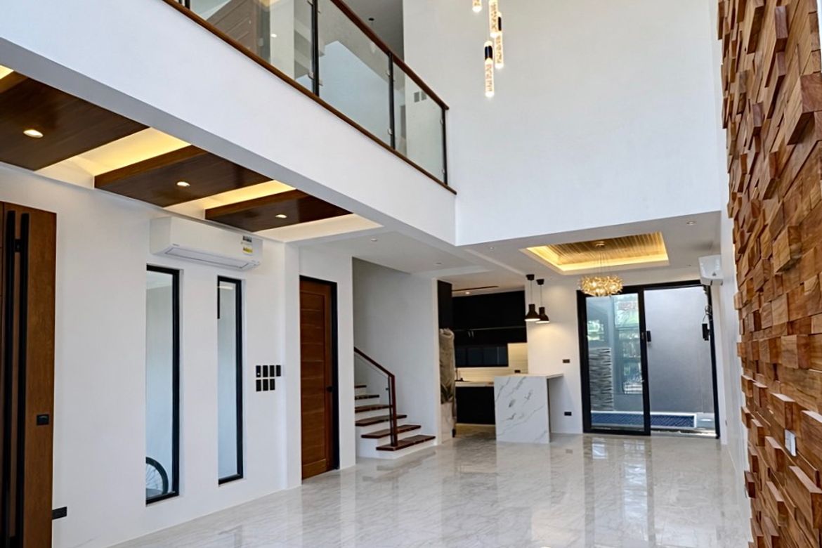 6 Bedroom House for Sale in San Miguel, Pasig, Metro Manila – photo 4