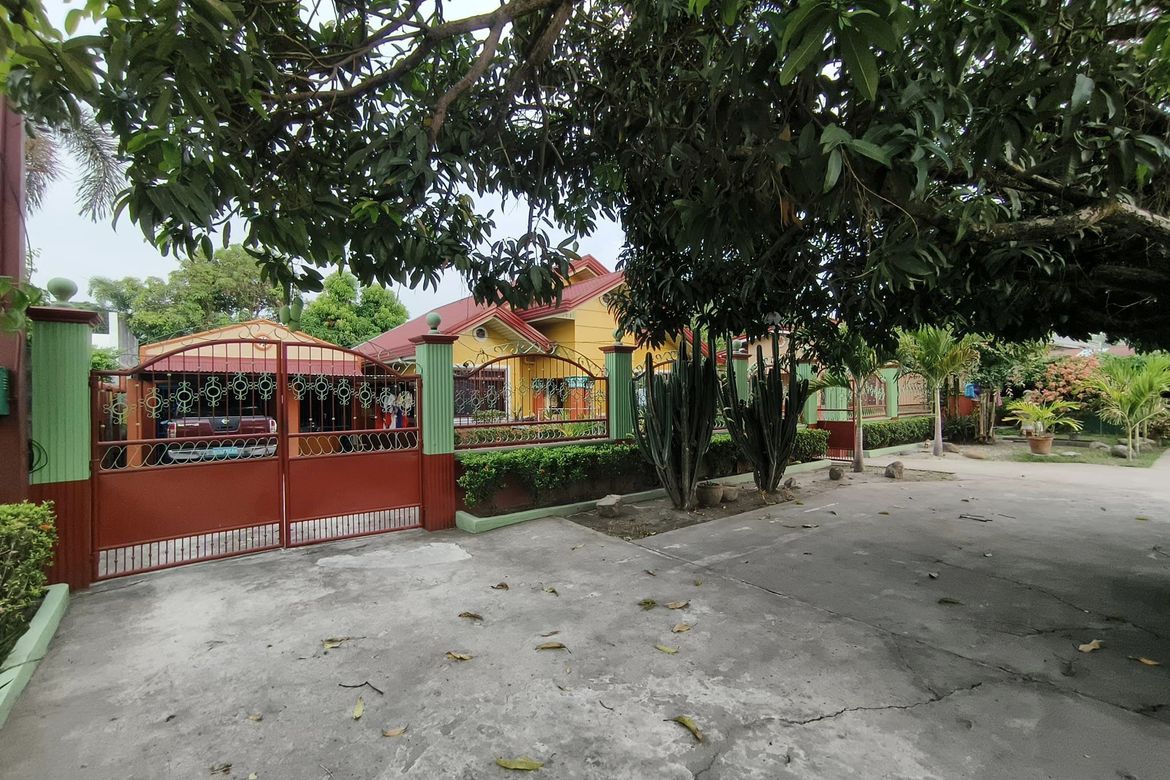 6 Bedroom House for Sale in San Roque, Bamban, Tarlac – photo 2
