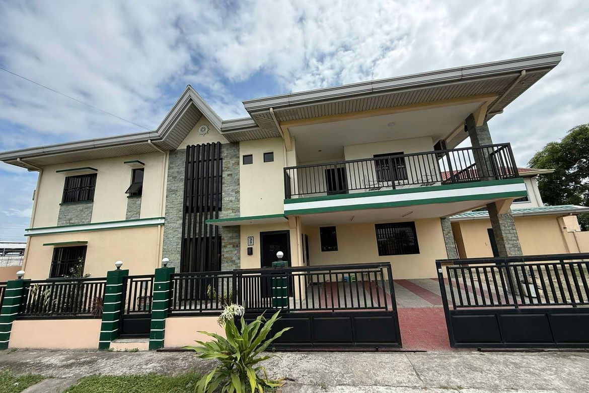 6 Bedroom House for Sale in Santa Maria, Mabalacat, Pampanga – photo 2