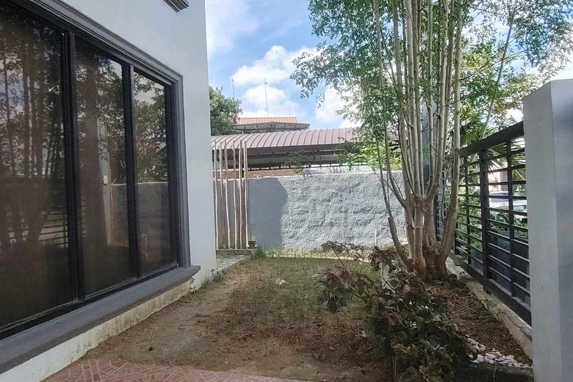 6 Bedroom House for Sale in Santa Rosa, Laguna – photo 2