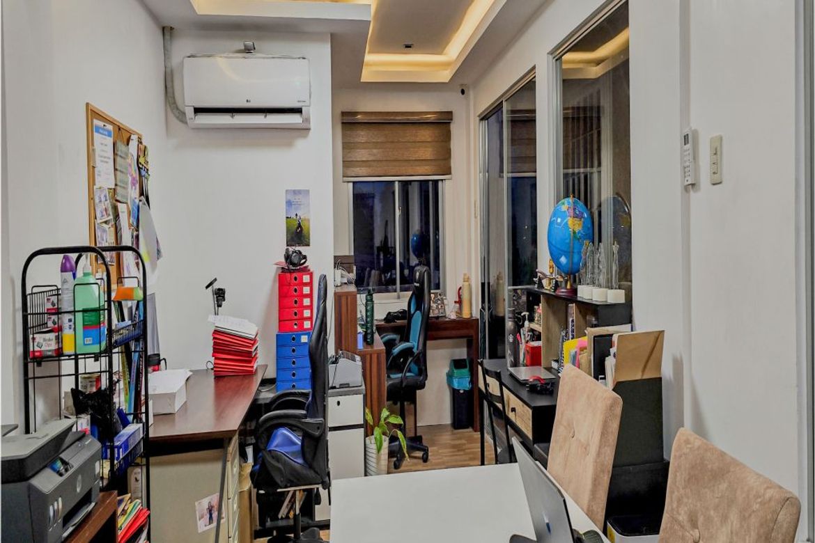 6 Bedroom House for Sale in Sauyo, Quezon City, Metro Manila – photo 8