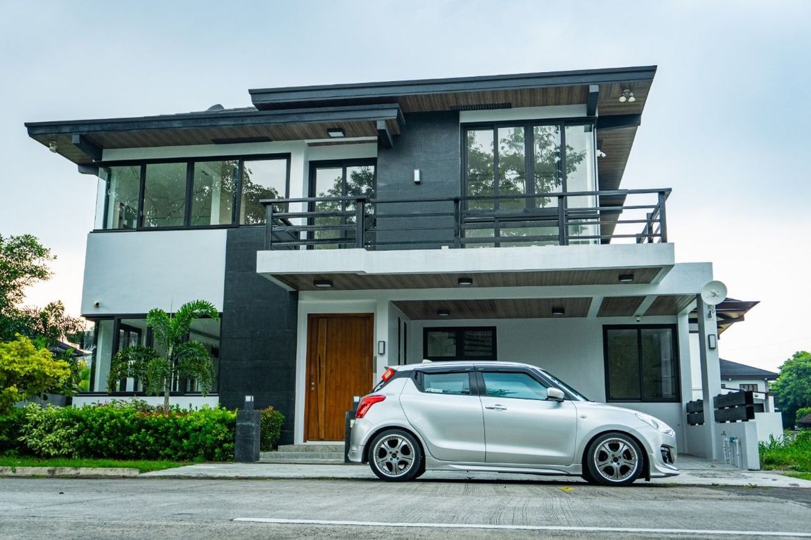 6 Bedroom House for Sale in Solen Residences, Market Area, Santa Rosa, Laguna