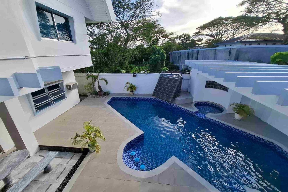 6 Bedroom House for Sale in Tabuc Suba, Iloilo City, Iloilo – photo 4