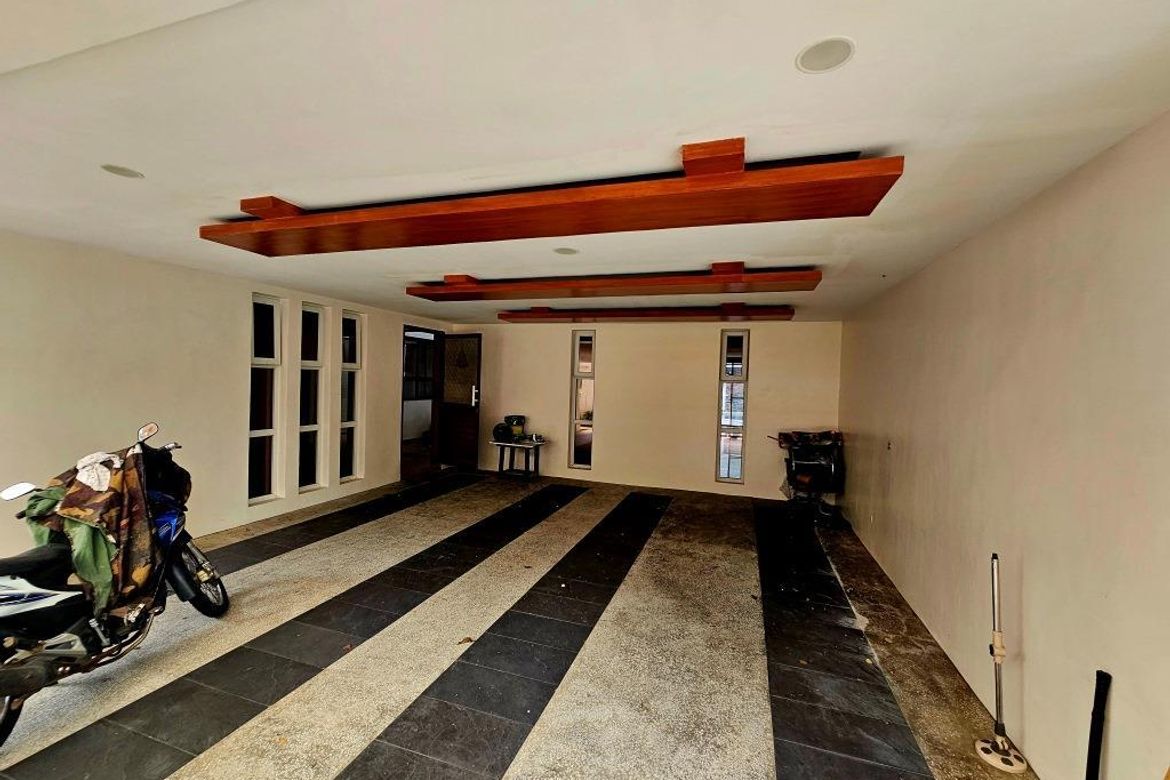 6 Bedroom House for Sale in Talon Dos, Las Piñas, Metro Manila – photo 2