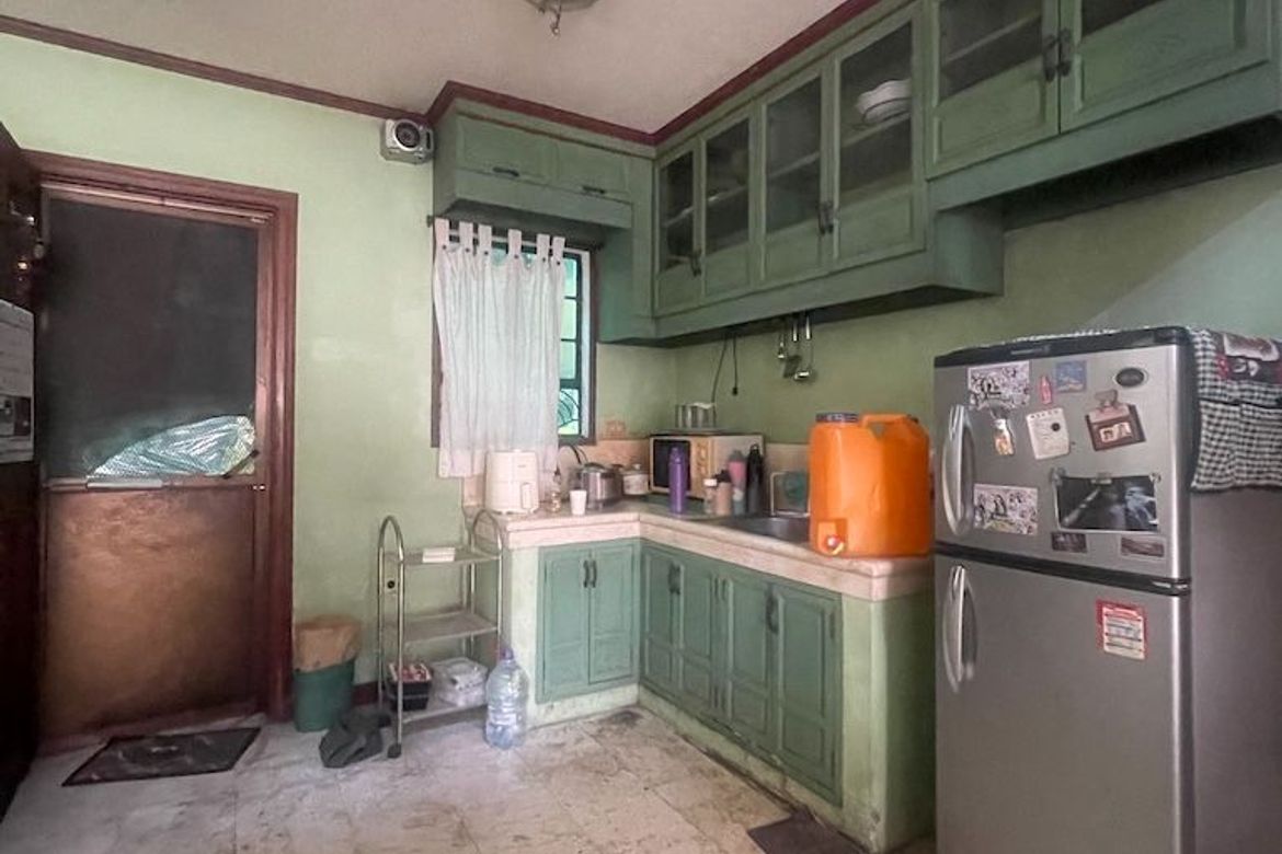 6 Bedroom House for Sale in Tandang Sora, Quezon City, Metro Manila – photo 2