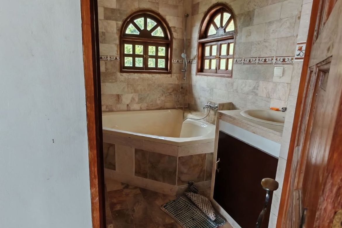 6 Bedroom House for Sale in Tisa, Cebu City, Cebu – photo 5