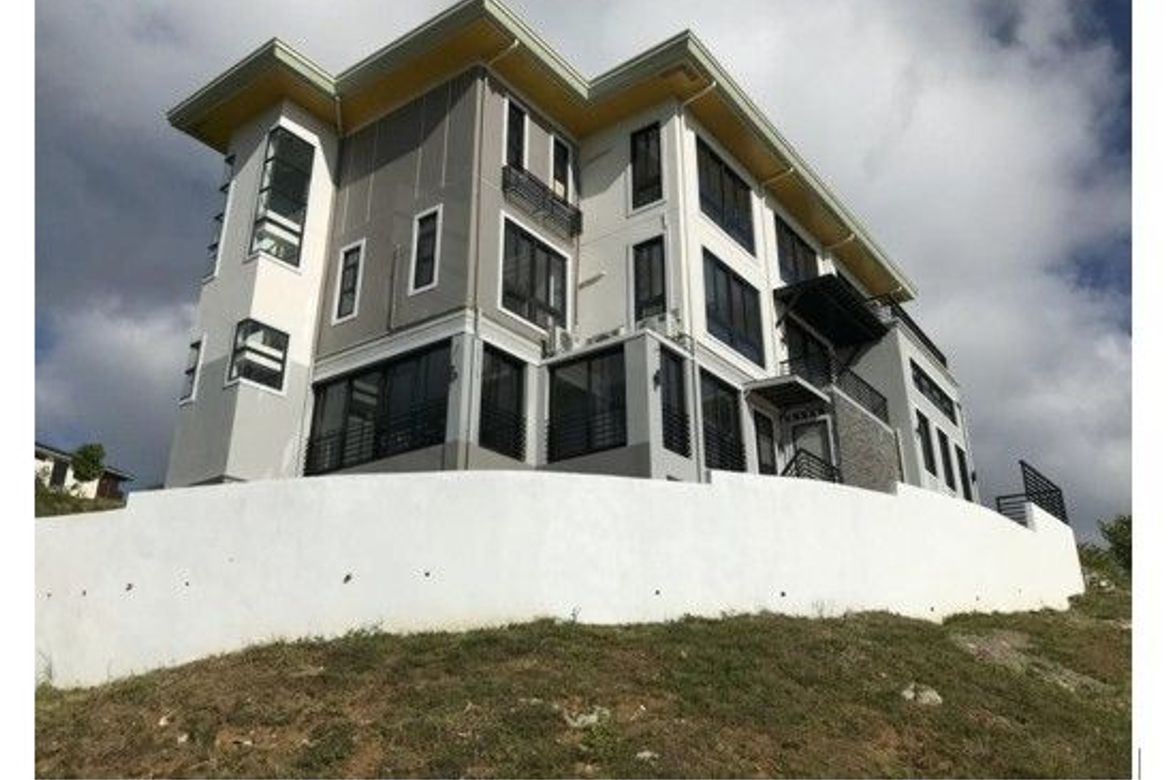 6 Bedroom House for Sale in Twin Lakes, Dayap Itaas, Laurel, Batangas – photo 2