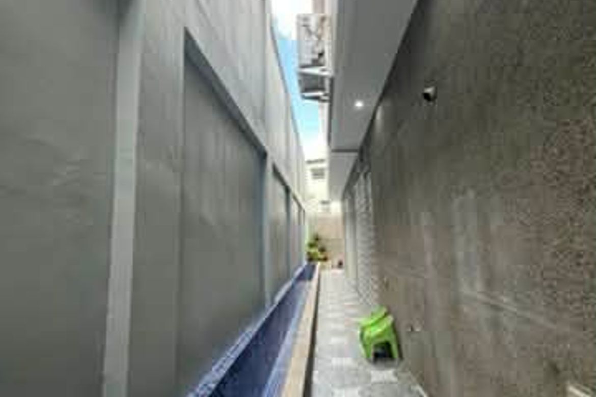6 Bedroom House for Sale in Veterans Village, Quezon City, Metro Manila near MRT-3 North Avenue – photo 5
