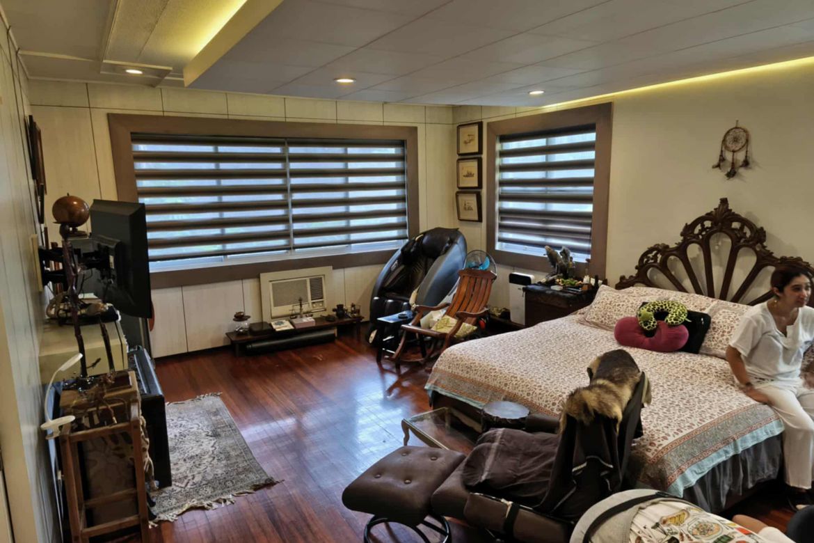 6 Bedroom House for Sale in White Plains, Quezon City, Metro Manila – photo 5