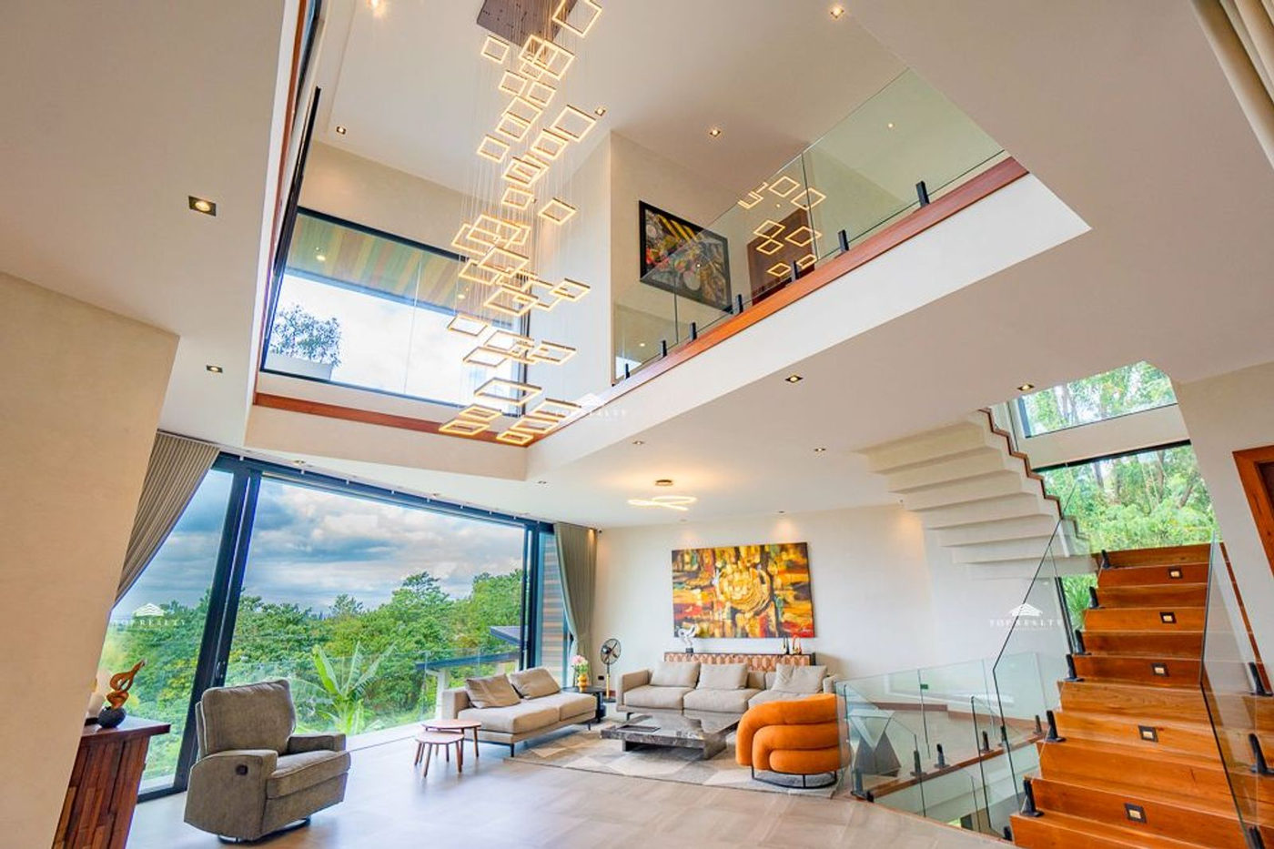 6-Bedroom Luxury Modern Tropical Home with Pool for Sale in Timberland Heights, San Mateo, Rizal – photo 2