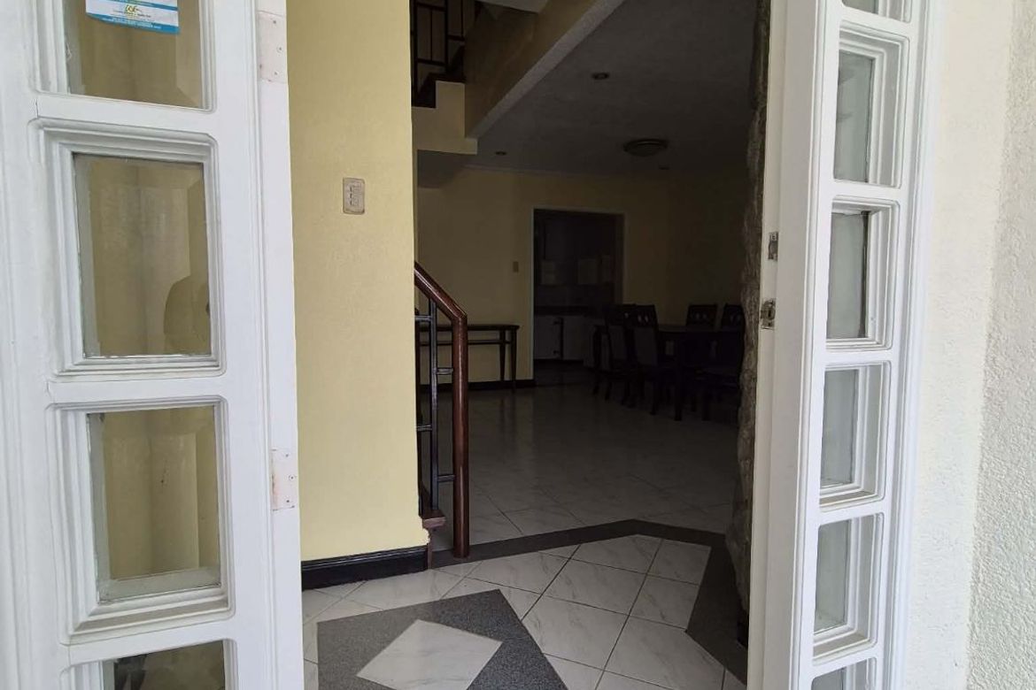 6 Bedroom Townhouse for Sale in Bakakeng North, Baguio, Benguet – photo 2