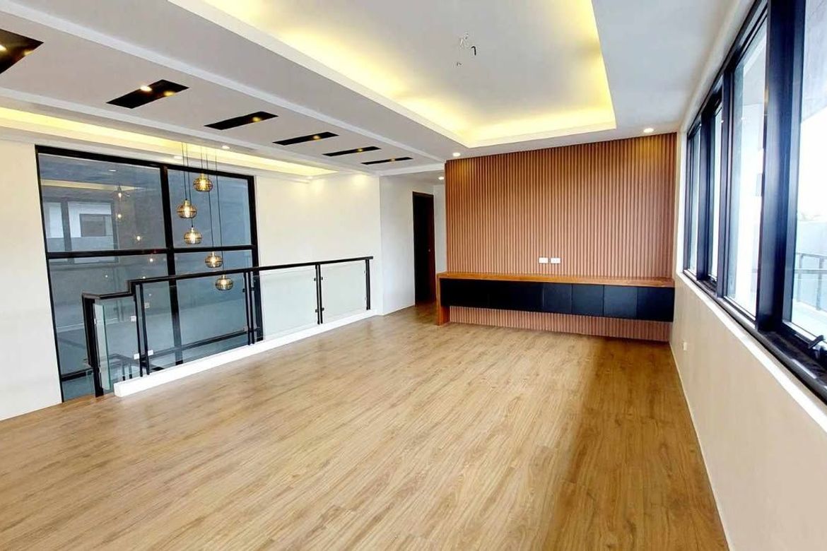 6 Bedroom Townhouse for Sale in Greenwoods Executive Village, San Miguel, Pasig, Metro Manila – photo 6