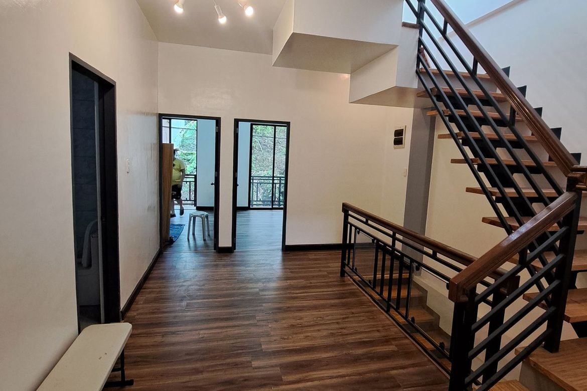 6 Bedroom Townhouse for Sale in Guadalupe, Cebu City, Cebu – photo 4