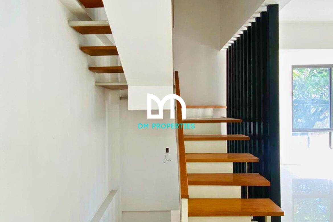 6 Bedroom Townhouse for Sale in Pasadeña, San Juan, Metro Manila near LRT-2 Gilmore – photo 6