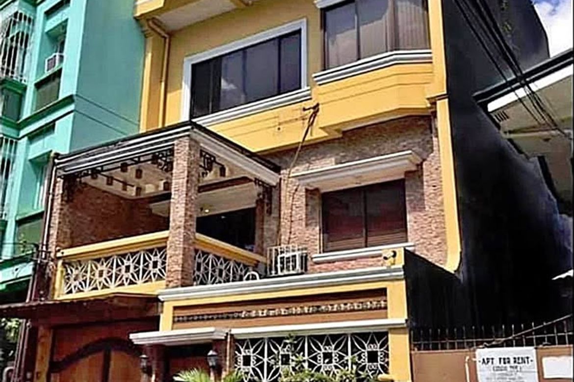 6 Bedroom Townhouse for Sale in Plainview, Mandaluyong, Metro Manila