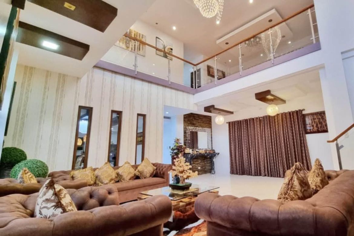 6 Bedroom Townhouse for Sale in Pristina North Residences, Bacayan, Cebu City, Cebu – photo 3