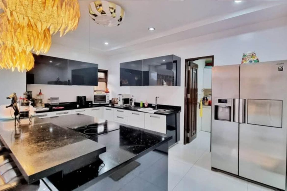 6 Bedroom Townhouse for Sale in Pristina North Residences, Bacayan, Cebu City, Cebu – photo 8