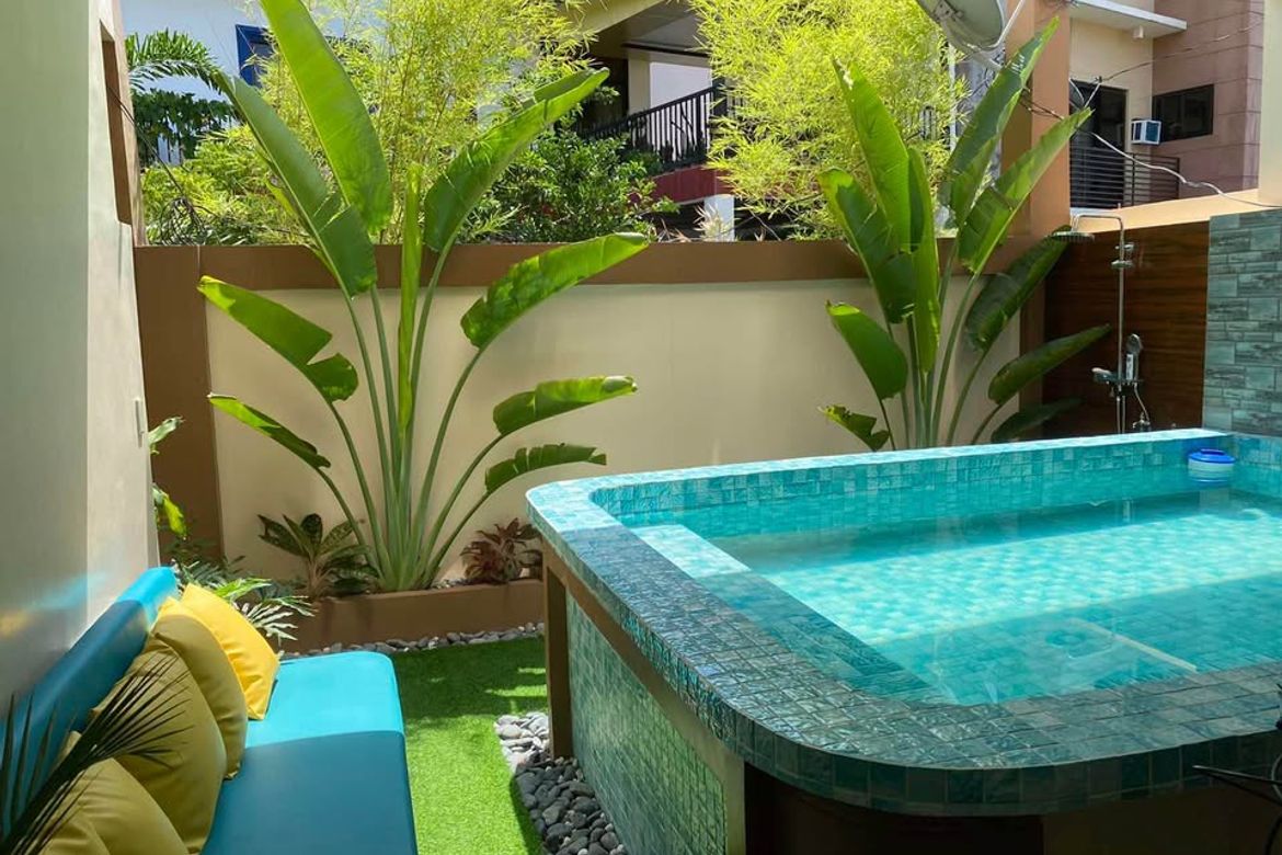 6 Bedroom Townhouse for Sale in Sun Valley, Parañaque, Metro Manila – photo 7